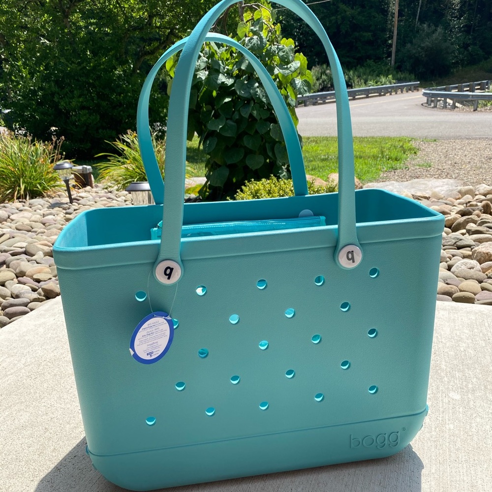 Turquoise and Caicos Original Bogg Bag